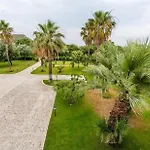 Garden Szálloda