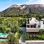 Garden Szálloda 4*