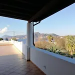 מלון Garden 4*