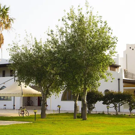 Garden Hotel 4*