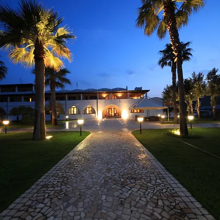Hotel Garden 4*