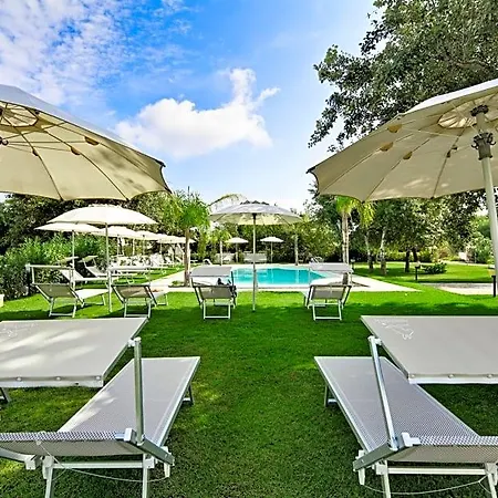 Отель Garden Вулкано